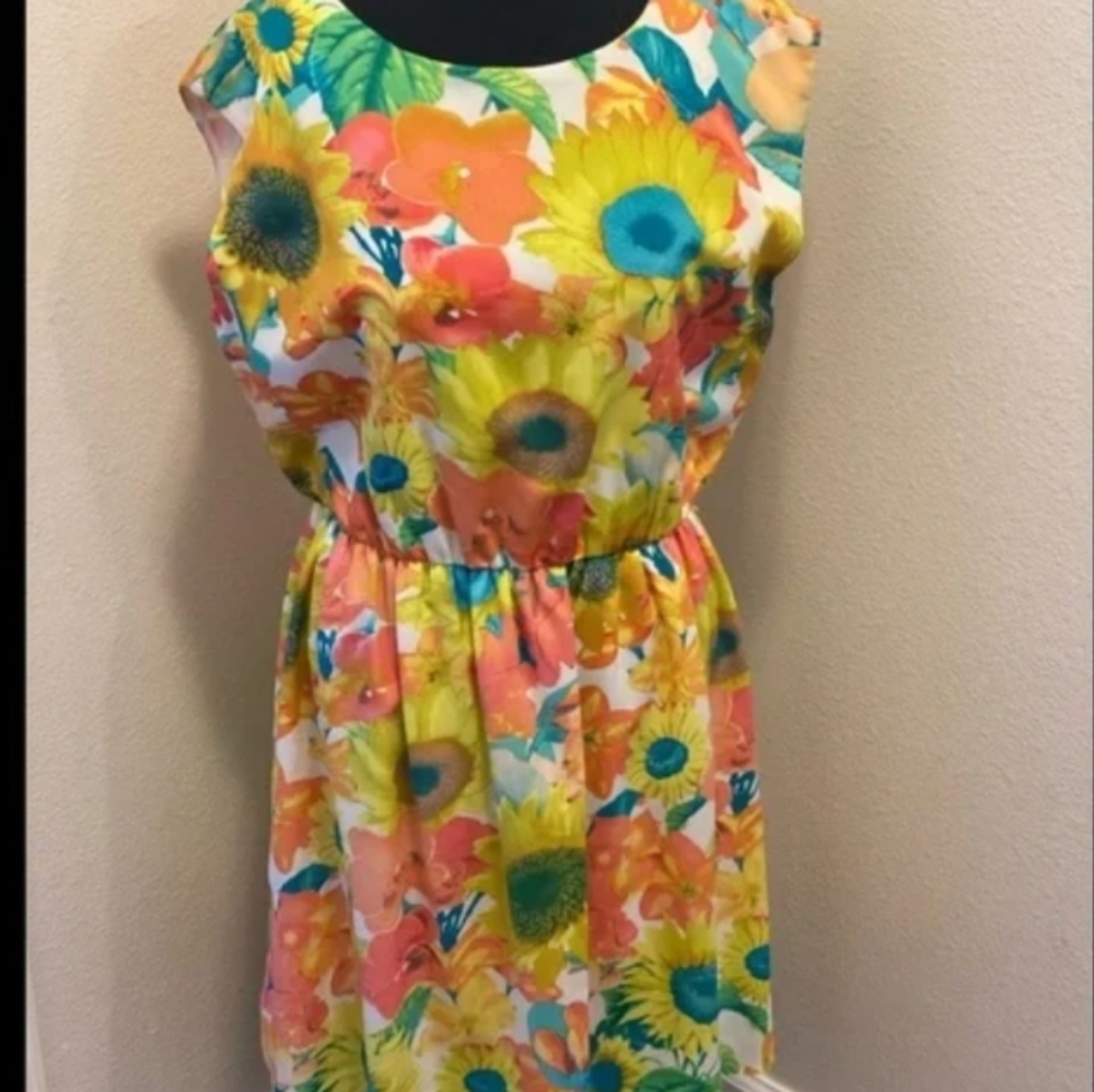 Gabby Skye Floral Bouquet Garden Party Sunshine Yellow Dress